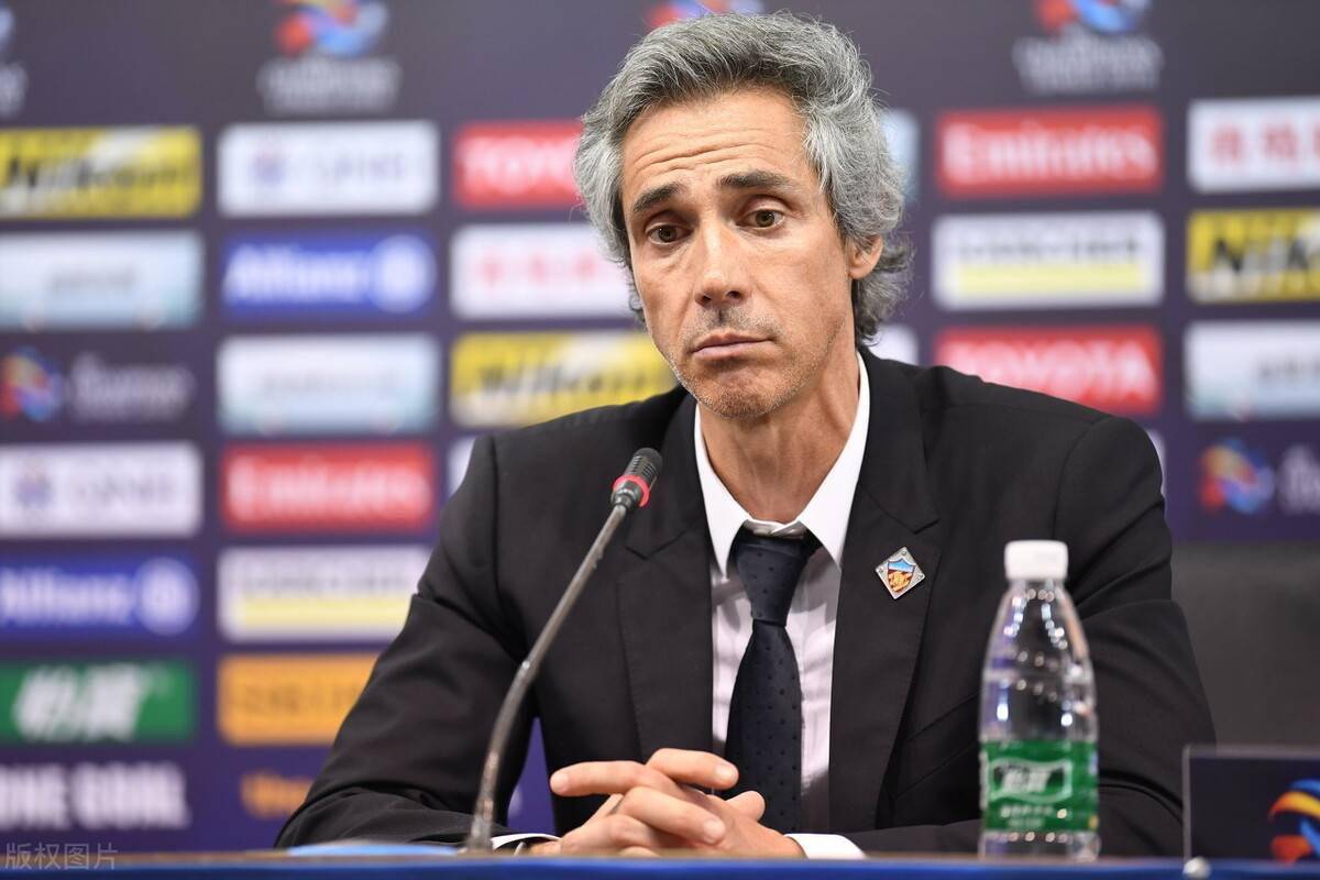 赛后突围战来临，布莱顿围绕法甲临场应变，质疑声仍在，赛季目标并未改变的简单介绍